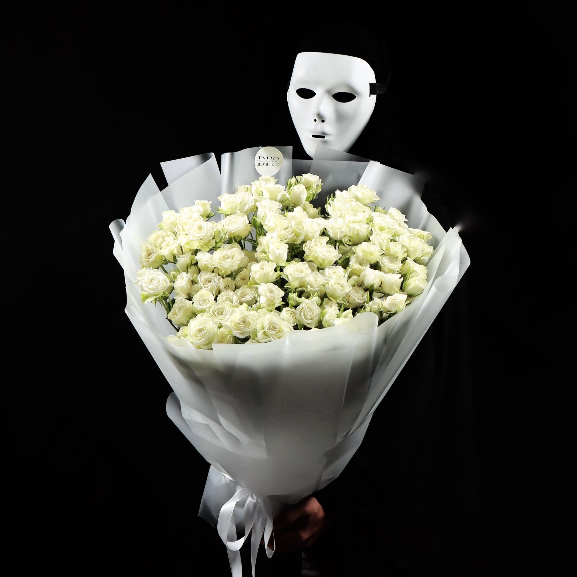 White Spray Roses Base Bouquet Main image