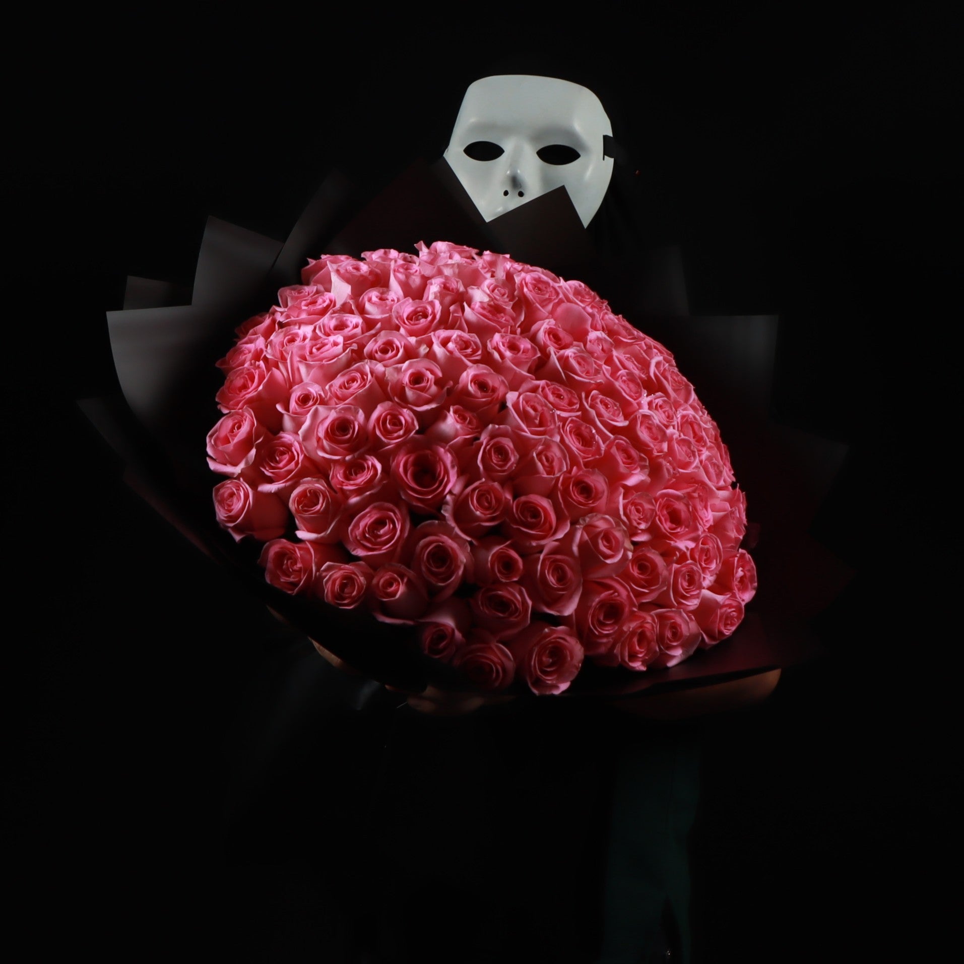 100 Revival Pink Roses Main image
