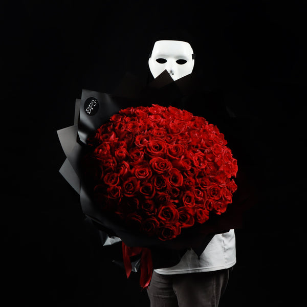 100 Red Roses bouquet