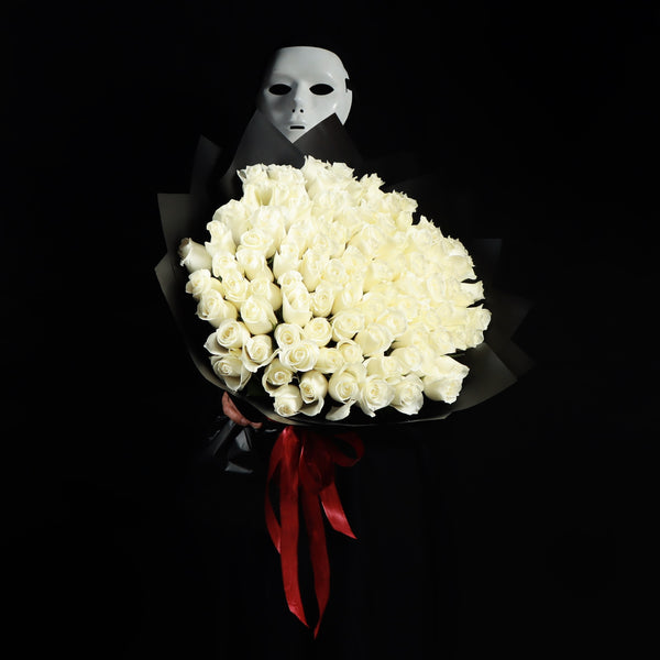 100 White Roses Bouquet