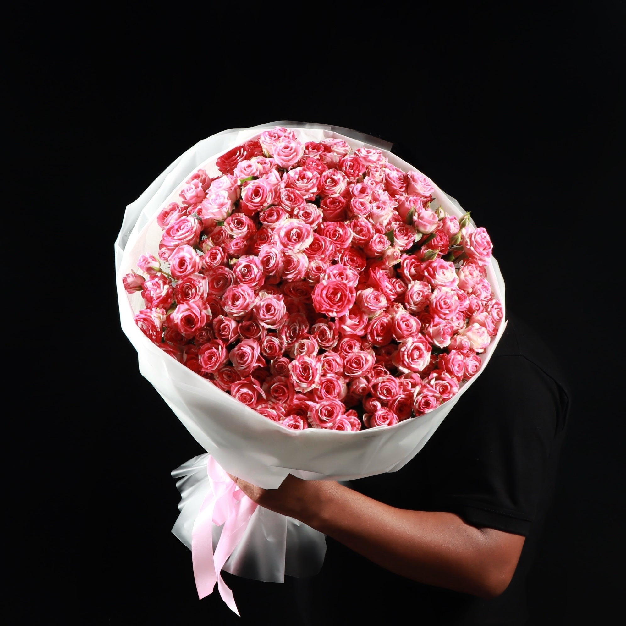 Firework Spray Rose Bouquet Main image