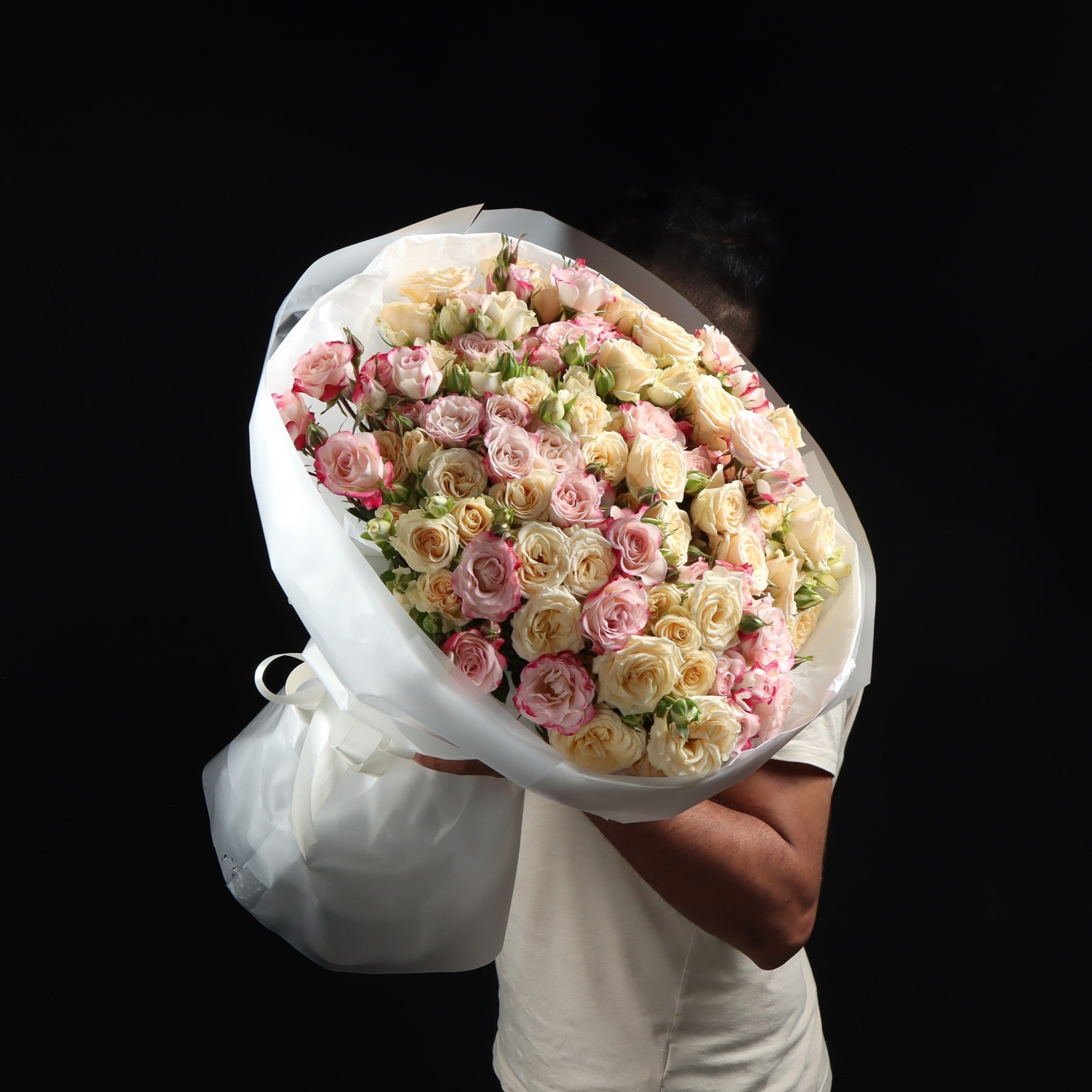 Mix Spray Roses Bouquet Main image