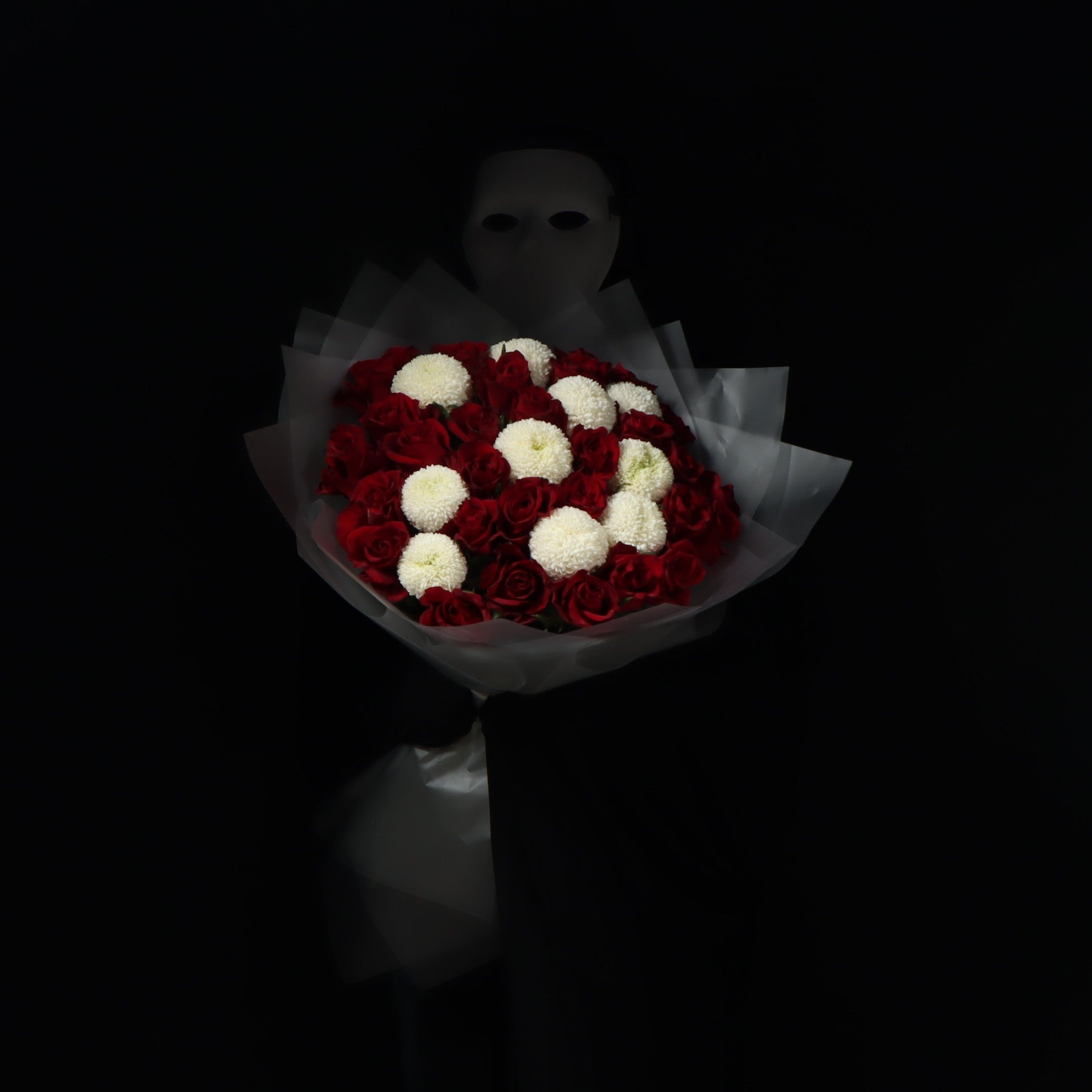 Red & White Bouquet Main image
