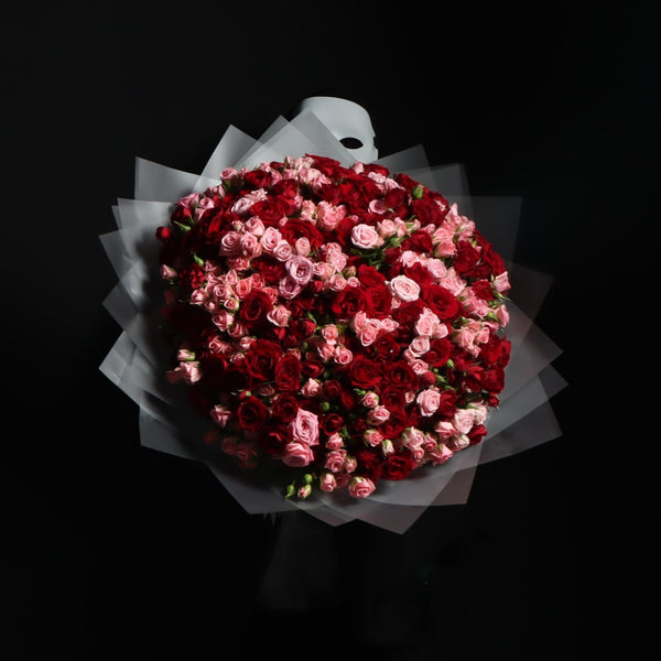 Large Mix Red & Pink Spray Roses Bouquet