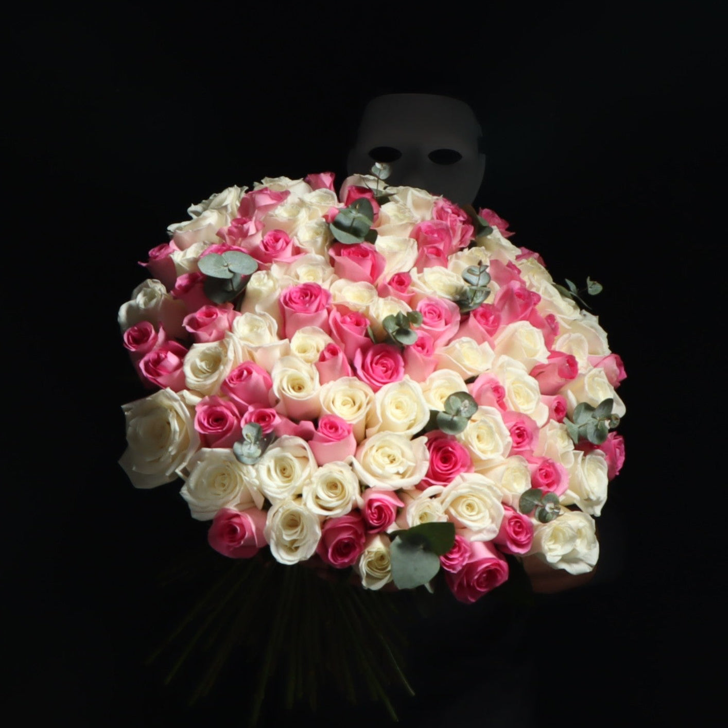 120 Mix Roses Bouquet Main image