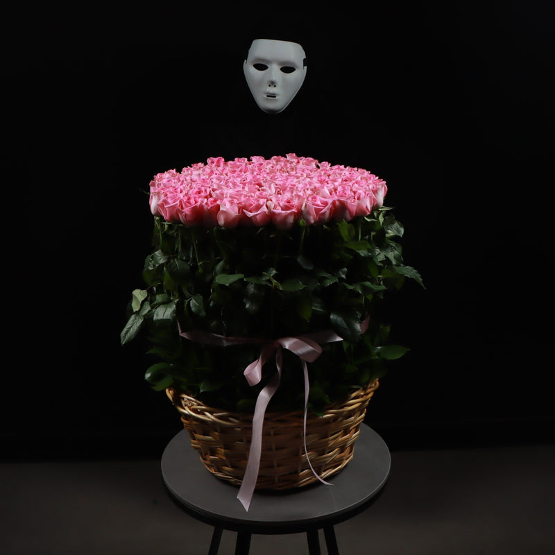 100 Pink Roses Basket
